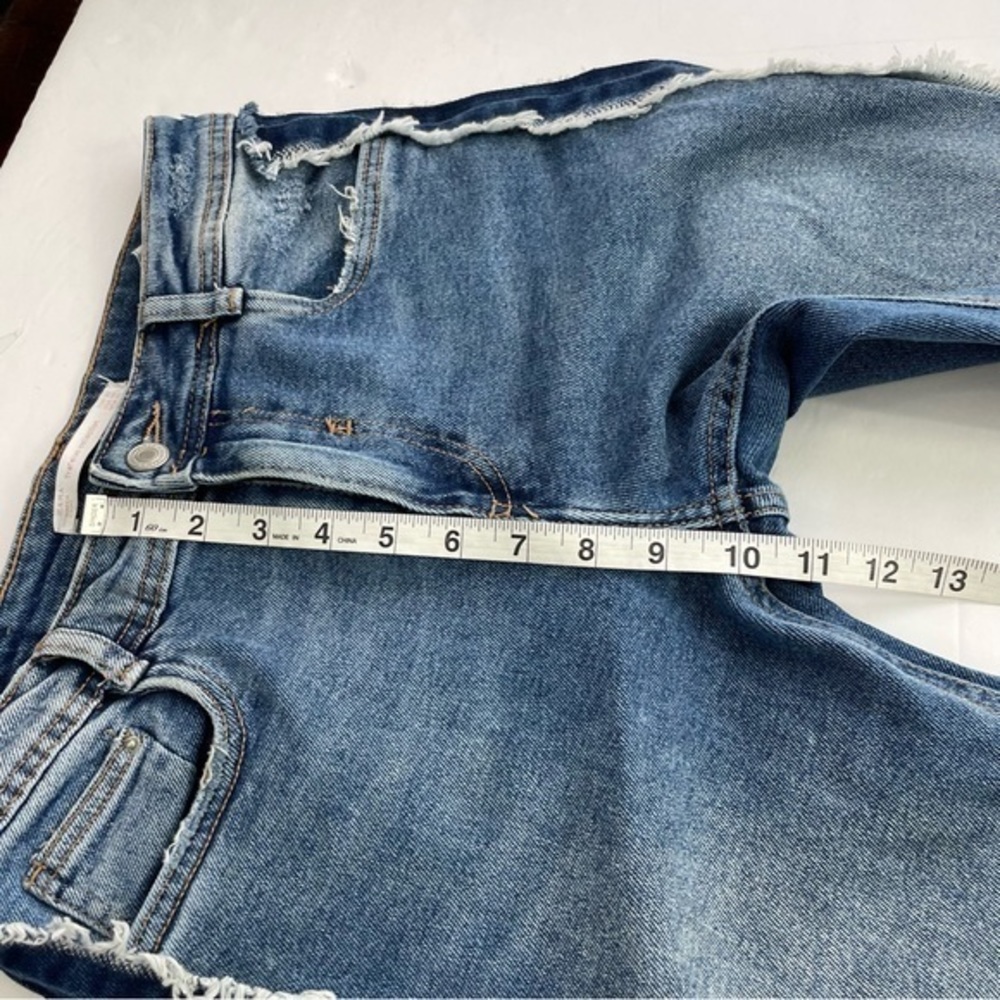 Zara Raw Hem Side Stripe Skinny Ankle‎ Jeans - Picture 16 of 17